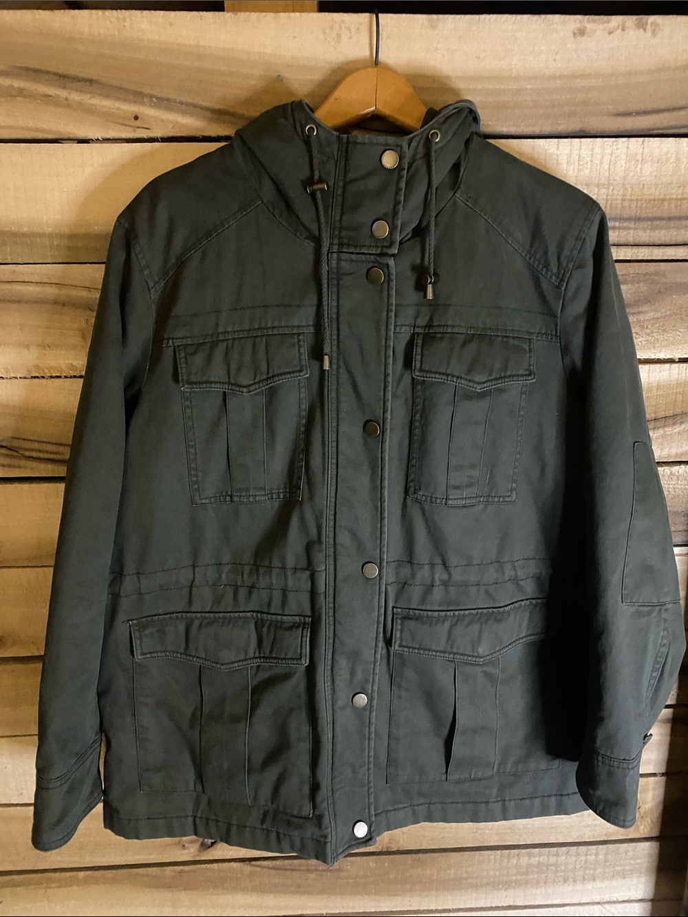 Lucky Brand women’s hooded Utility Jacket in army Green full zip with snaps XXL